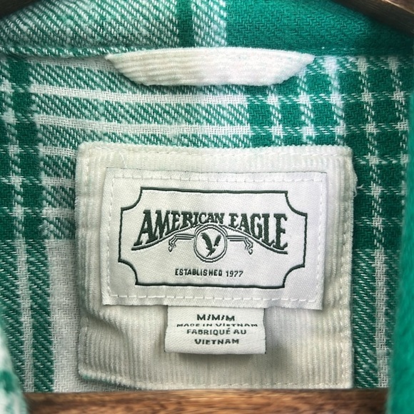 American Eagle - NWT Green Two Different Plaids Button Down Crop Flannel Shirt M - Picture 7 of 10